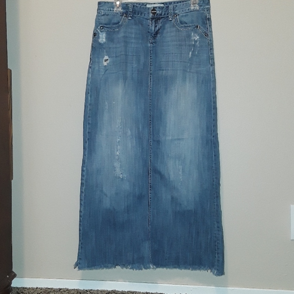 Maurice's skirt